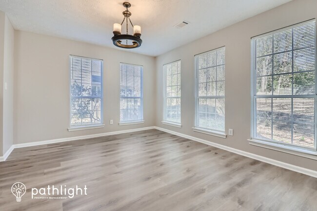 Foto del edificio - 55 Braelinn Creek Ct, Peachtree City, GA, ...