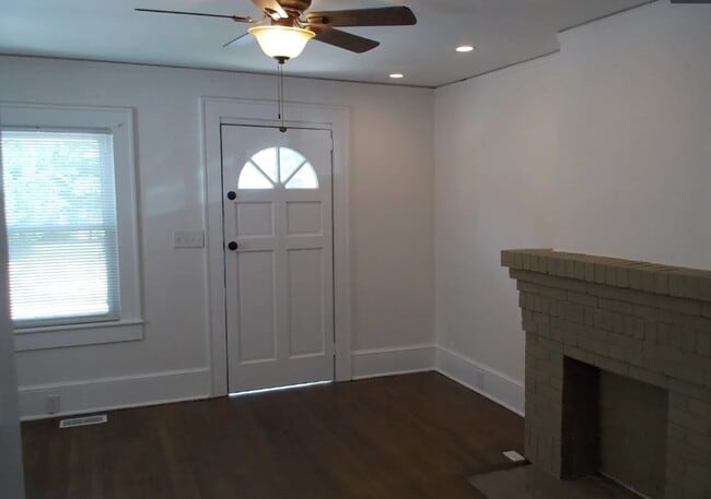 Building Photo - 504 Green Ave