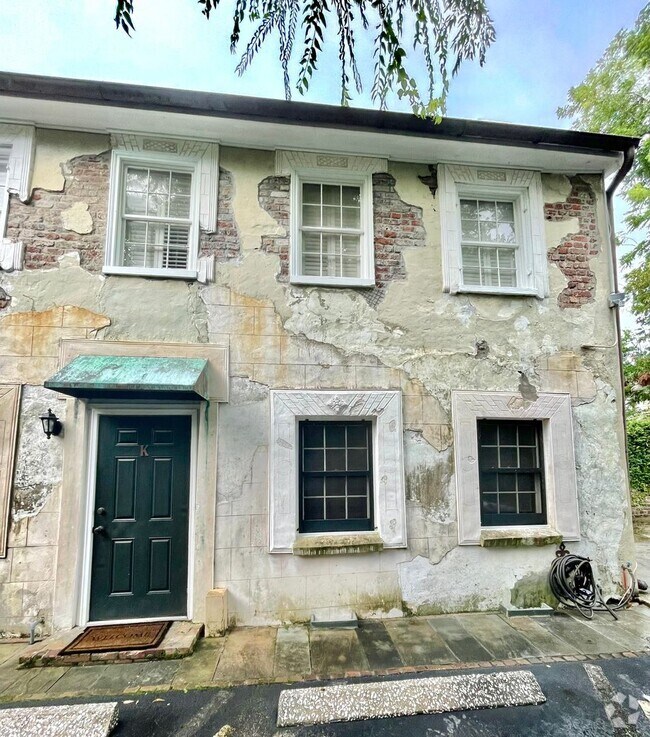 Building Photo - 53 Hasell St