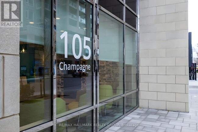 Building Photo - 105 Champagne Ave S