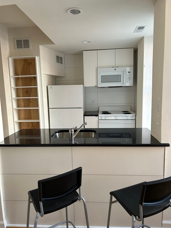 Foto del edificio - 3901 Baring St