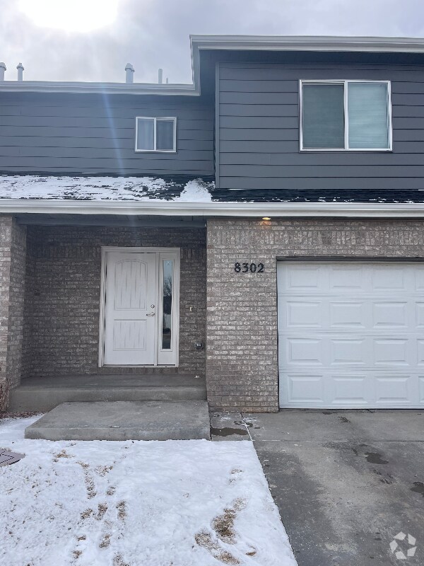 Wellington Pointe Apartments for Rent with Parking Wellington, CO 2