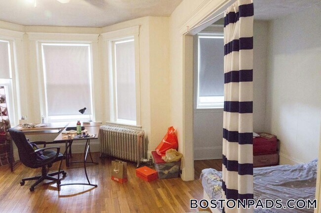 Foto del edificio - 1334 Commonwealth Ave