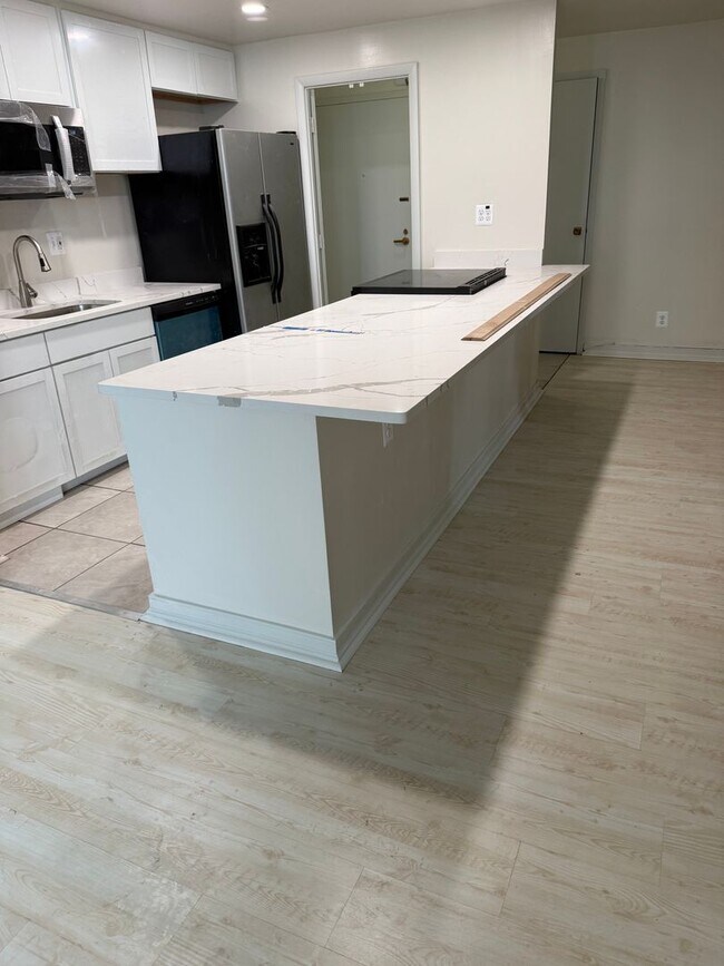 Foto del edificio - Beautiful Condo in Gaithersburg, MD