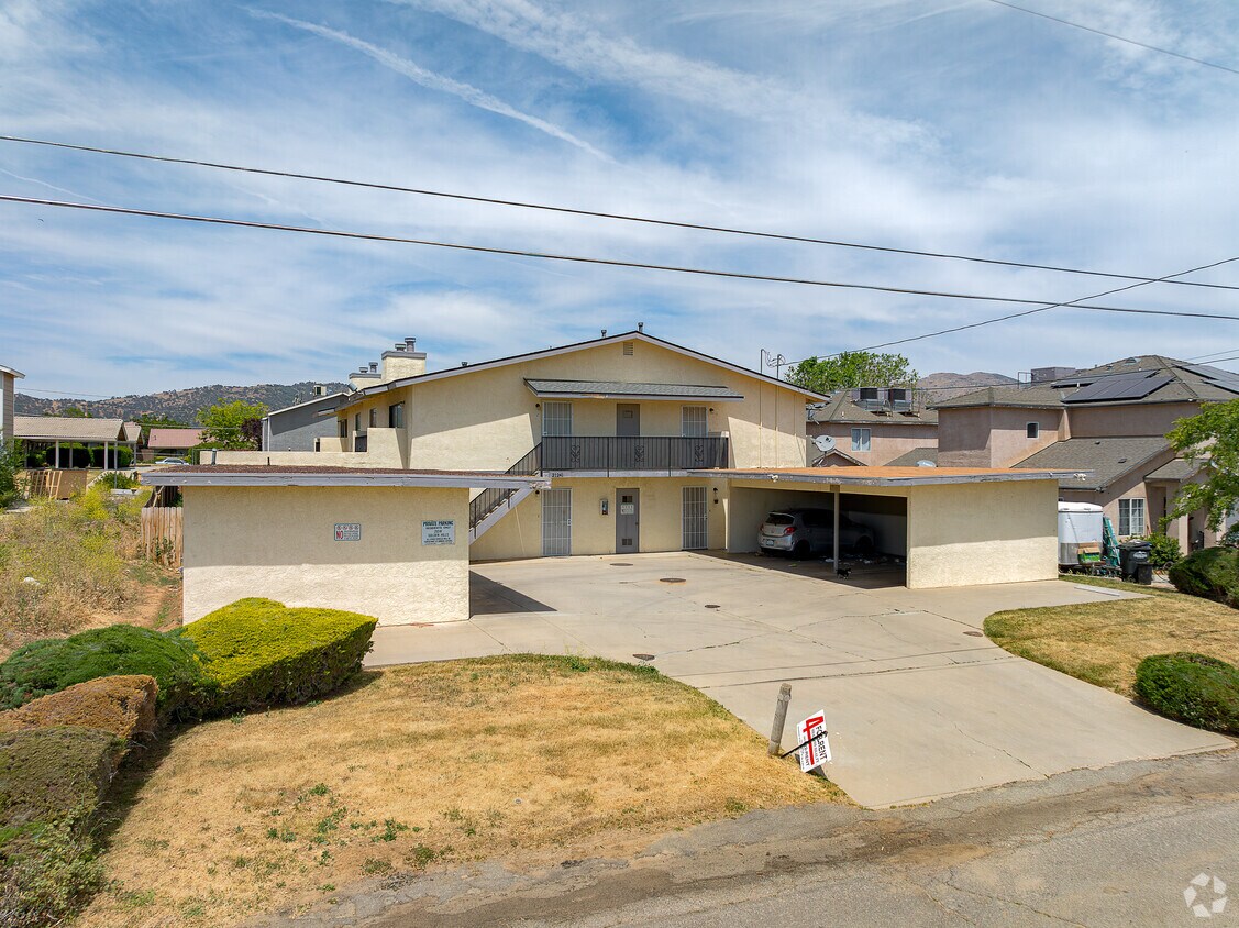 21241 Golden Hills Blvd, Tehachapi, CA 93561 Apartments in Tehachapi