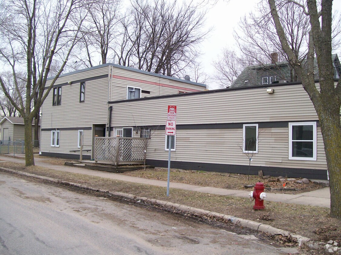 Building Photo - 830 5th Ave SE