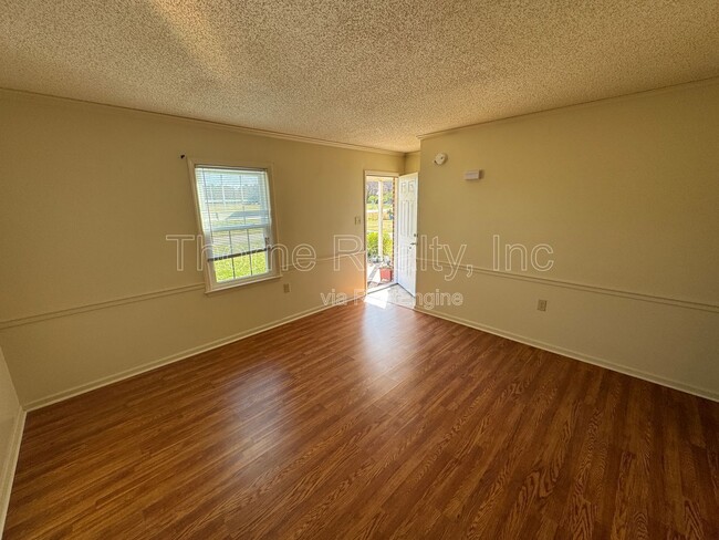 Building Photo - 312 Sharpe Rd