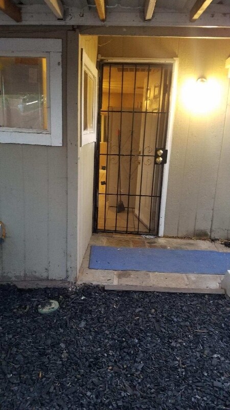 Foto principal - 916 Sonoma Ave