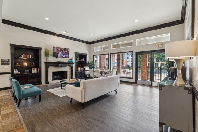 Building Photo - Lexington Apartments