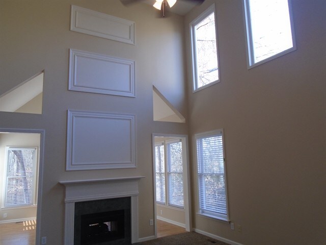 Building Photo - 4055 Canterbury Walk Drive