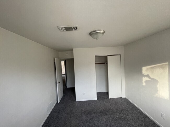 Building Photo - 8510 14th St Rock Island, IL