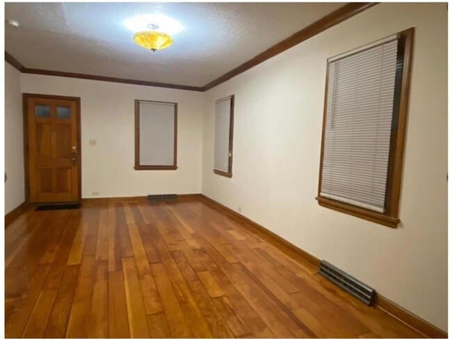 Foto del edificio - 1068 Arundel St