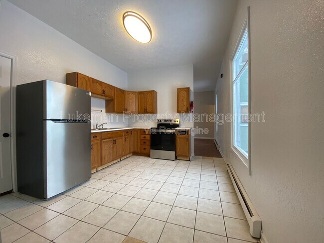 Foto del edificio - 421 Oak St