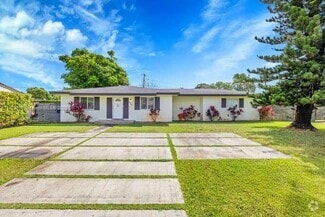 Building Photo - 6191 SW 62nd Pl