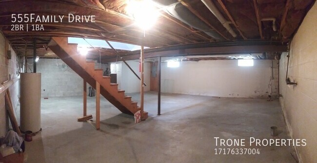 Building Photo - 555 Family Drive