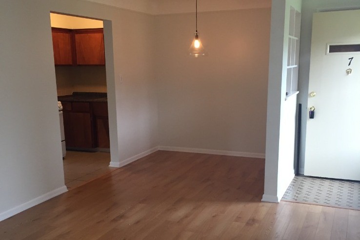 Foto principal - 4304 W 13 Mile Rd