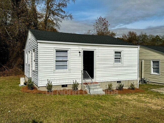 Building Photo - 210 S Lexington Dr