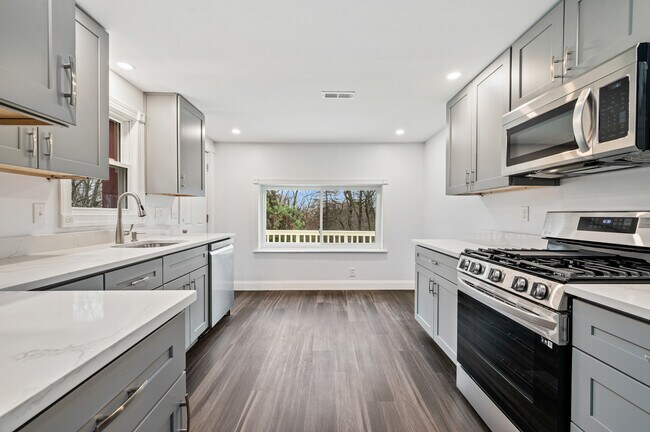 Foto del edificio - 316 Laurel St