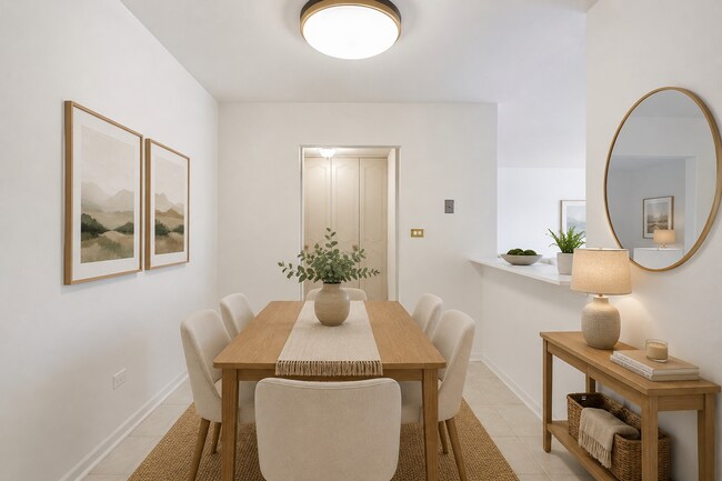 Foto del edificio - Spacious Rehabbed 1-Bedroom at The Vine | Private Balcony + Parking