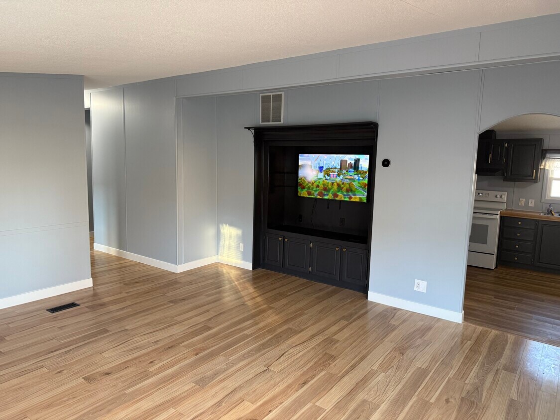 Foto principal - 700 S Clyde St