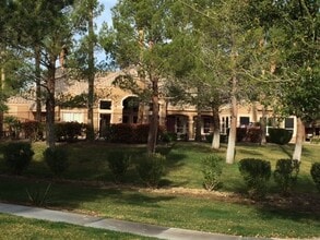 Building Photo - 1150 N Buffalo Dr