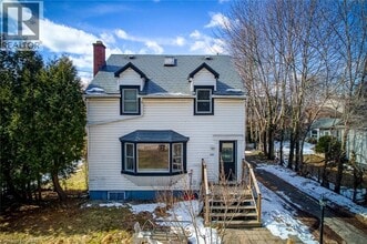 Building Photo - 142 Ewen Rd