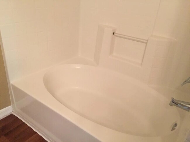Foto del edificio - 841 Grand Regency Pointe