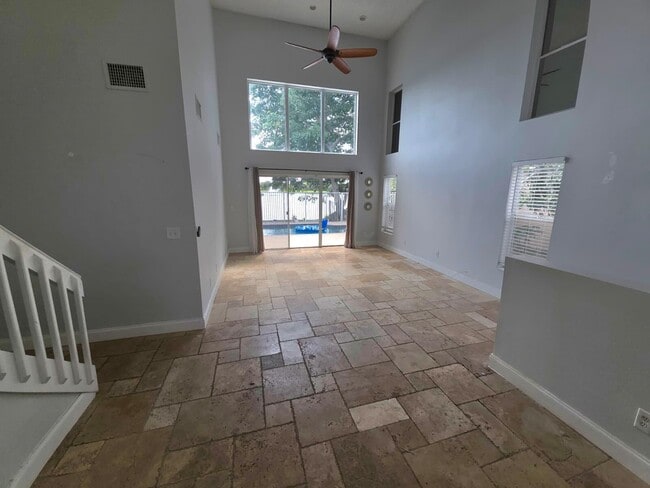 Building Photo - 5220 NW 53rd Ave