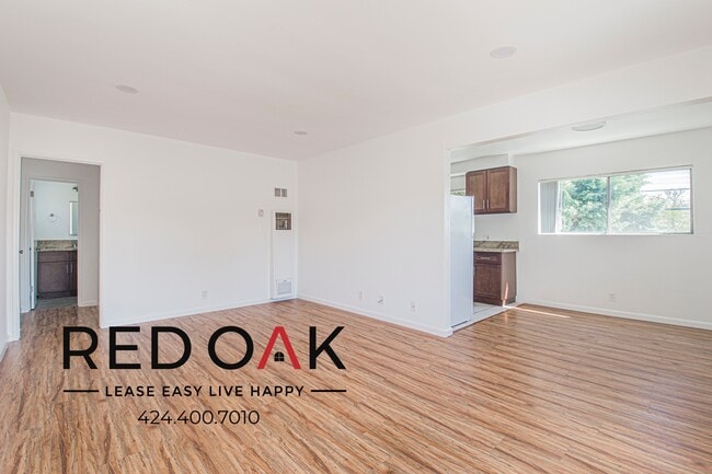 Foto del edificio - 6635 Etiwanda Ave