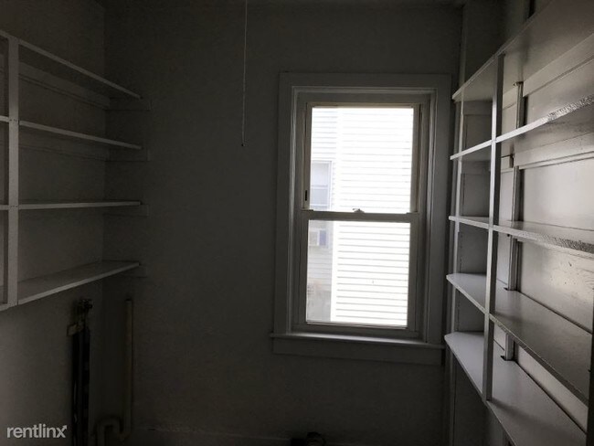 Foto del edificio - 4 br, 1 bath House - 7 Harrison Street