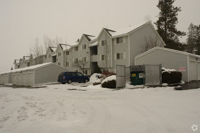 Building Photo - Pine Bluffs