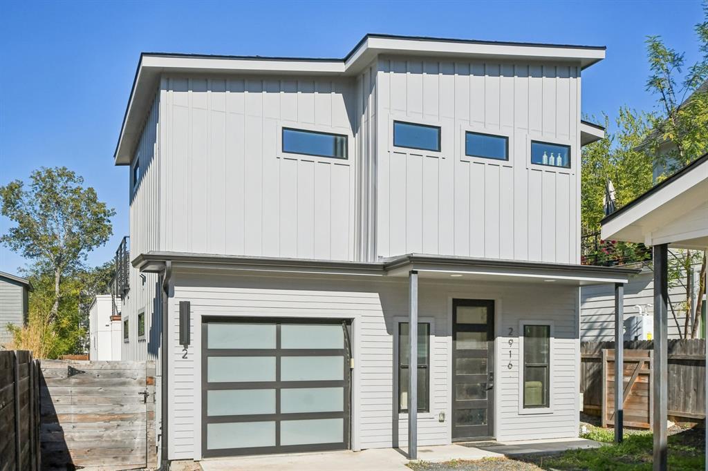 Foto principal - 2916 E 13th St