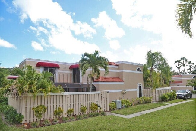Foto del edificio - 3935 Village Dr