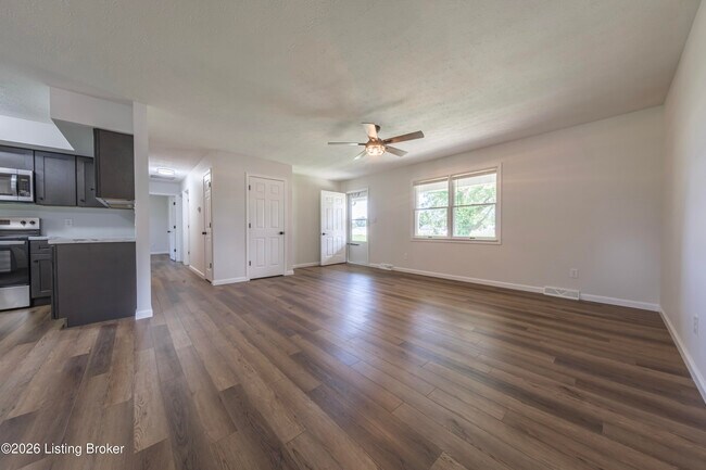 Foto del edificio - 309 E 6th St