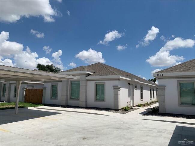 Foto del edificio - 1304 S Yankton St
