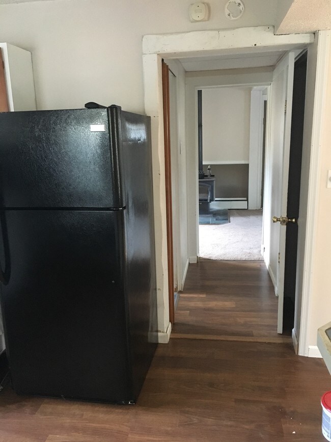 Kitchen looking toward LR - 39 Reservoir Rd