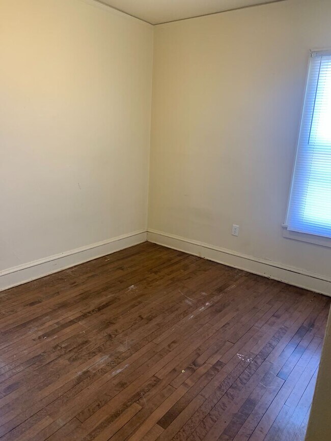 Foto del edificio - 2918-2920 N 47th St