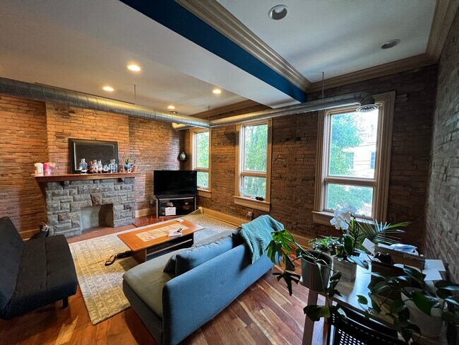 Foto del edificio - 1714-2 Sarah St