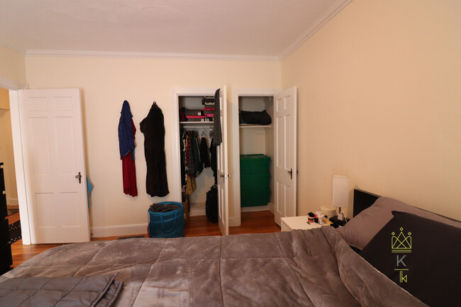 Foto del edificio - 93 Strathmore Rd