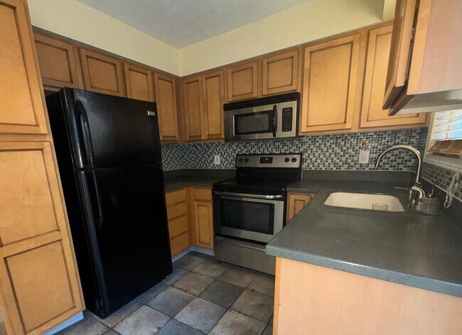 Foto del edificio - 4495 SW 96th Ave