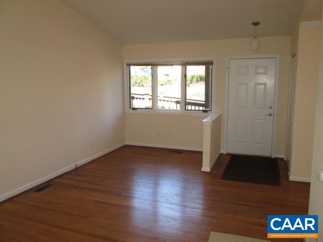 Foto del edificio - 1283 Branchlands Dr