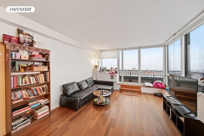 620 W 42nd St, New York, NY 10036 - Apartment for Rent in New York, NY