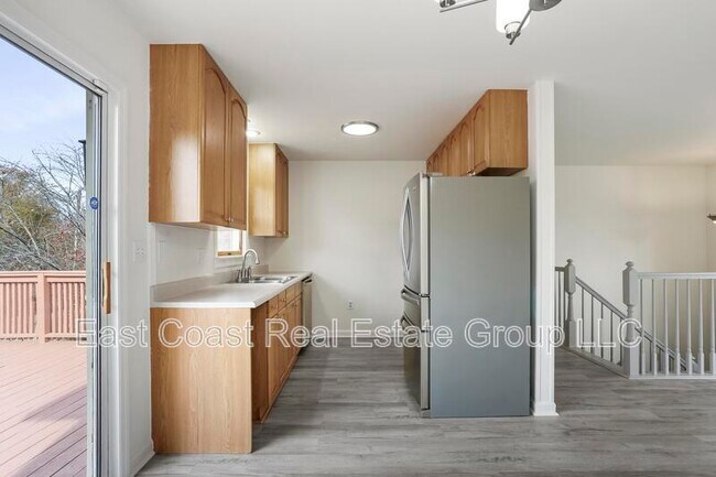 Foto del edificio - 1337 Cedarwood Dr