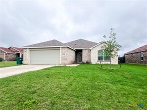 Building Photo - 724 Liberty Valley Dr