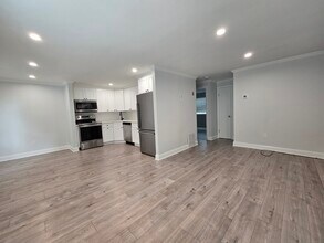 Building Photo - 112 Glenwood Ave