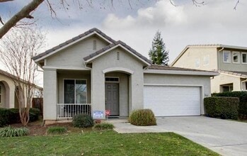 Building Photo - 9744 Cervelli Way