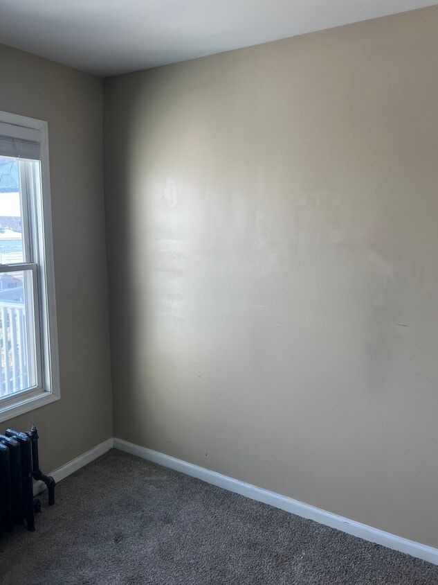 Building Photo - 525 Normandy Ave