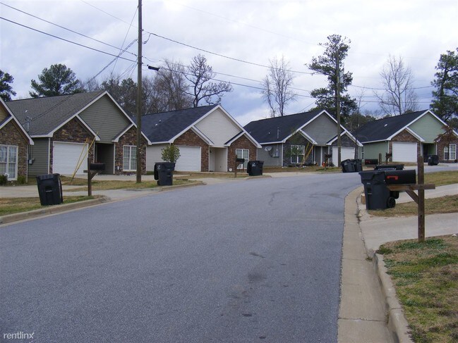 Building Photo - 1726 Tradition Way
