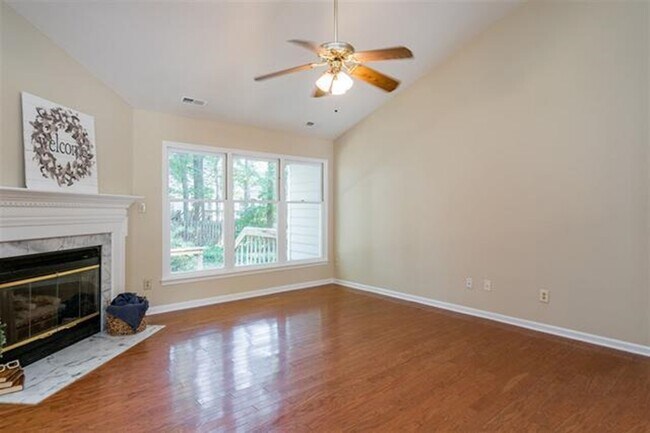 Building Photo - 1014 Laurens Way