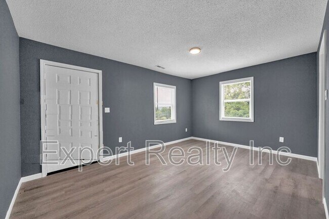 Building Photo - 5712 Monte Sano Dr